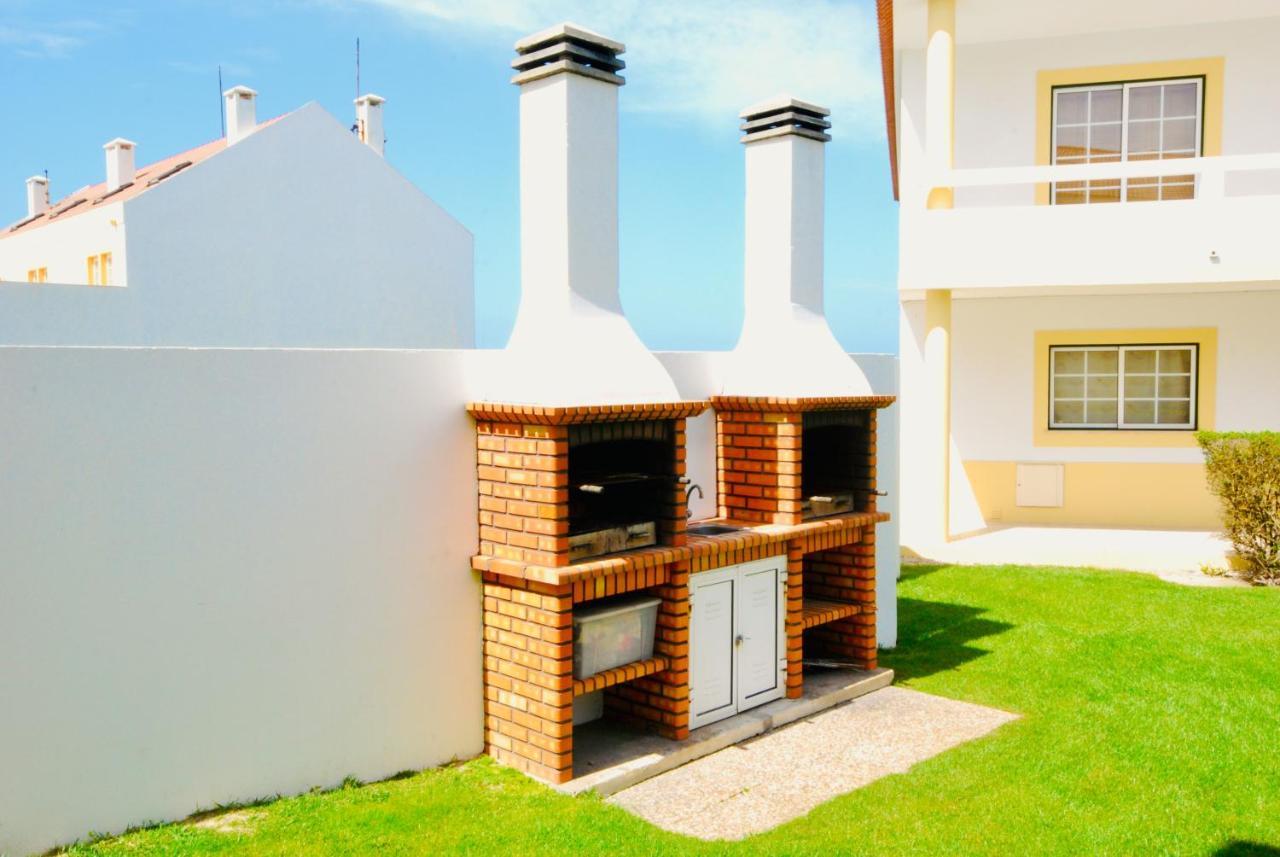Casa Pedro - Baleal Beach, Balcony, Pool Exterior foto